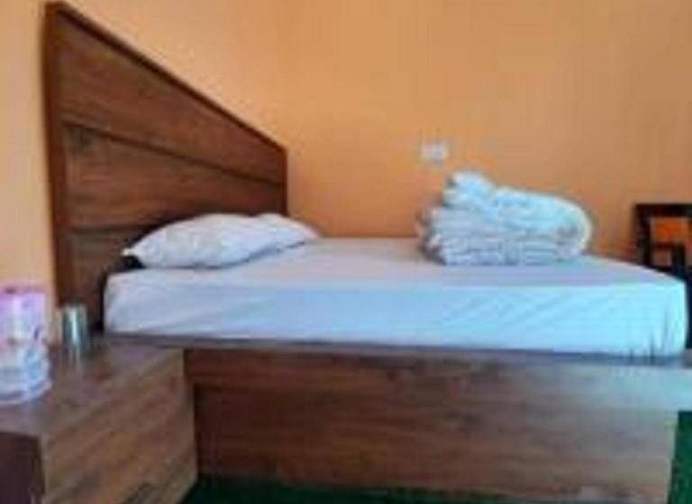 חדר משפחתי, Devashree B&b By Stayapart