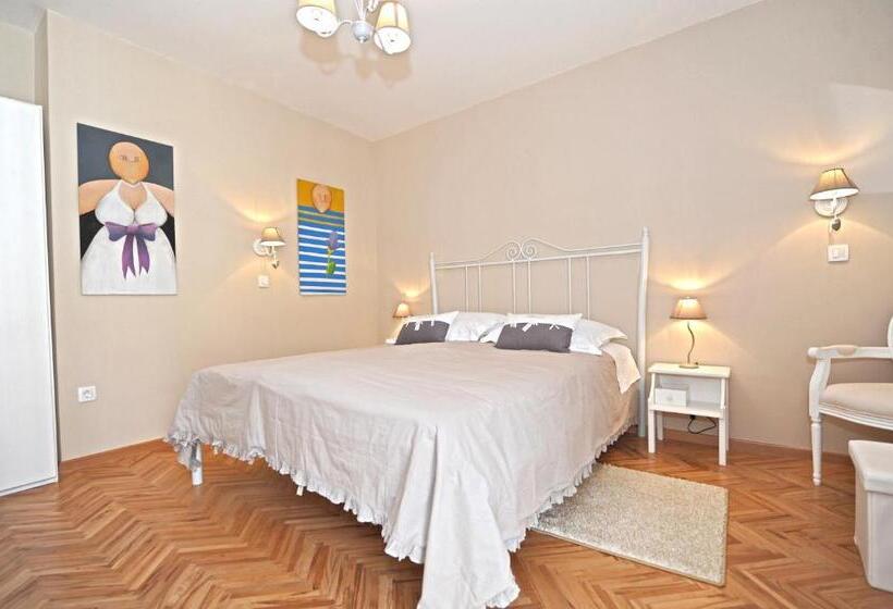 带1个卧室的公寓, Tinel Rooms Old City Center