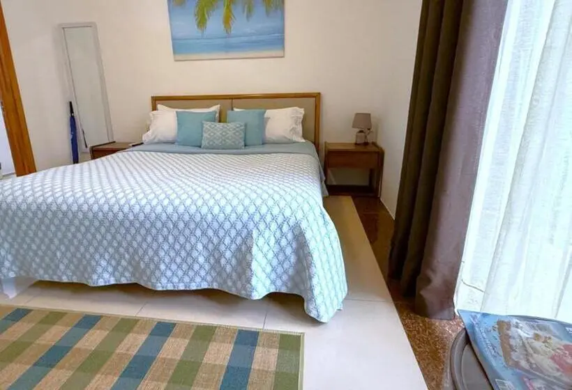 اتاق اکونومی, Residence Le Point Choisy