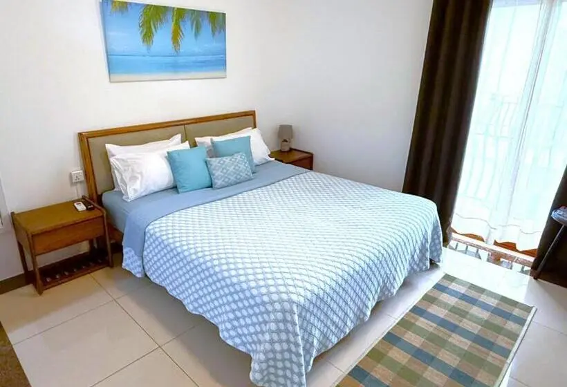 اتاق اکونومی, Residence Le Point Choisy