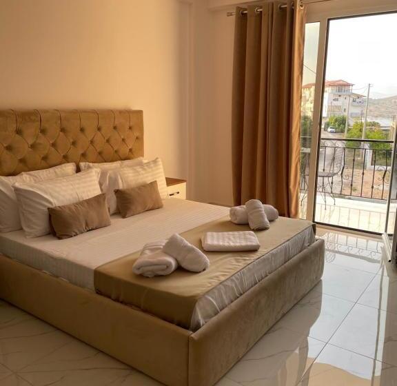 ファミリールーム, Golden Hill Ksamil