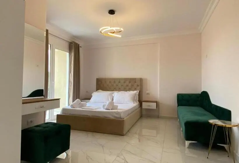 اتاق استاندارد, Golden Hill Ksamil