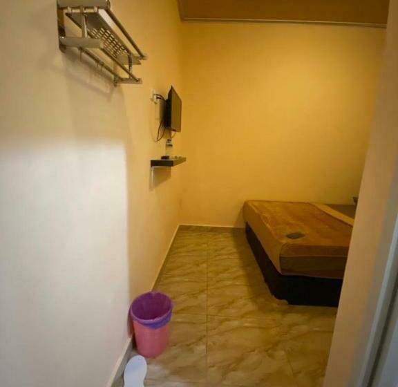 غرفة ديلوكس, Sudiang Inn