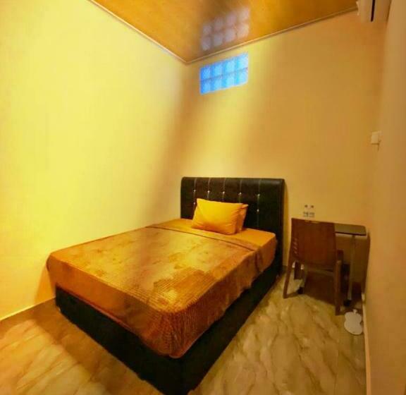 غرفة ديلوكس, Sudiang Inn