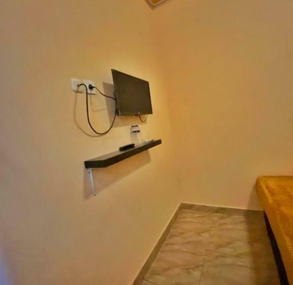 غرفة ديلوكس, Sudiang Inn