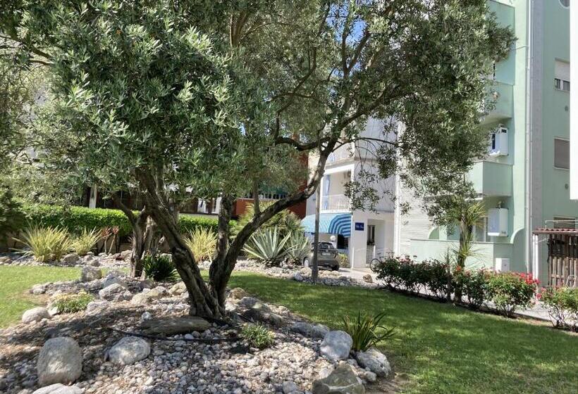 اتاق استاندارد یک نفره, Villa Lisa La Quiete E Il Profumo Del Mare