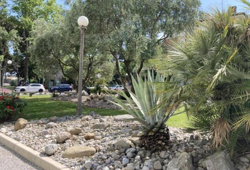 اتاق استاندارد یک نفره, Villa Lisa La Quiete E Il Profumo Del Mare