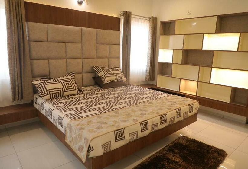 디럭스 룸 킹사이즈 침대, Vrr Astoria Hotel & Convention Center