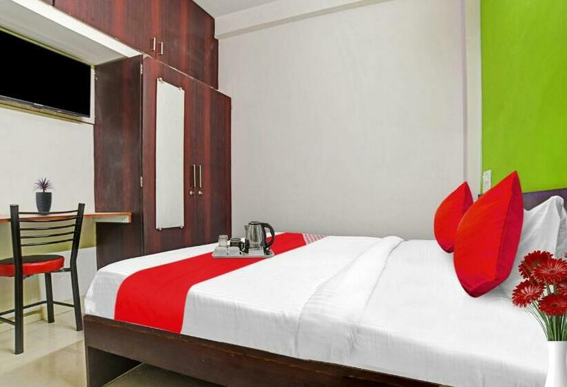 트리플 클래식 룸, Flagship Hotel Saksham