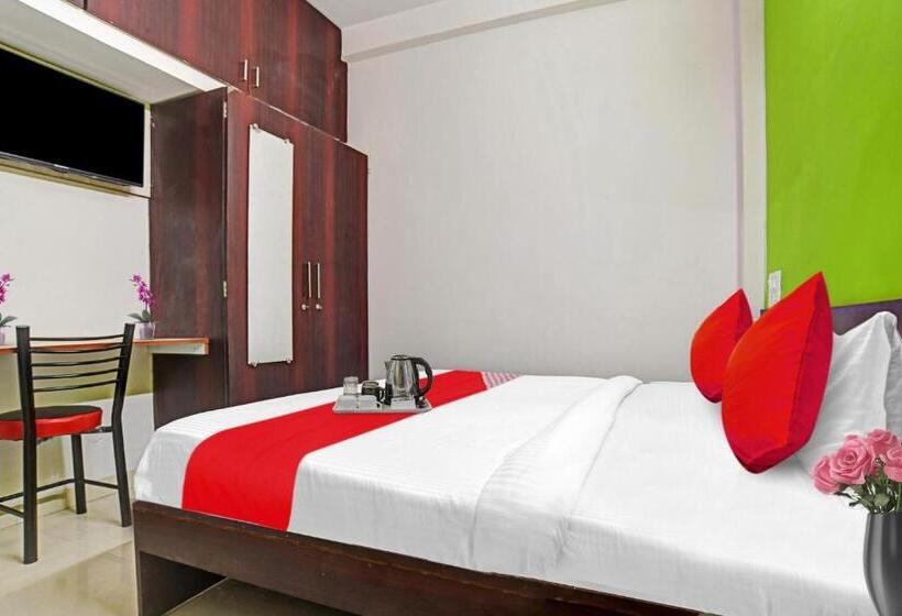 三人经典房间, Flagship Hotel Saksham