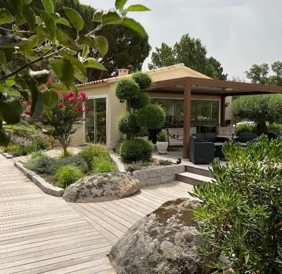 Номер Стандарт Индивидуальный, Les Jardins De Santa Giulia   Charmante Chambre D Hôte 1