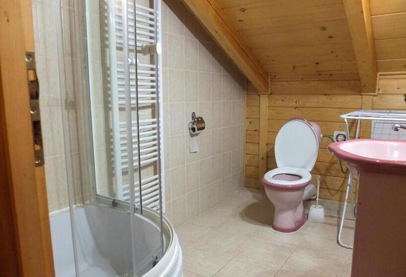 חדר סטנדרט לשלושה, Ranč Podlesok