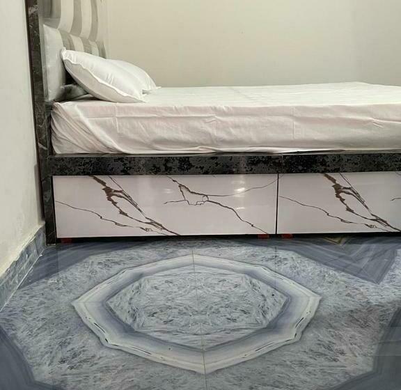 Трехместный Номер Классика, Oyo 90574 Raj Palace