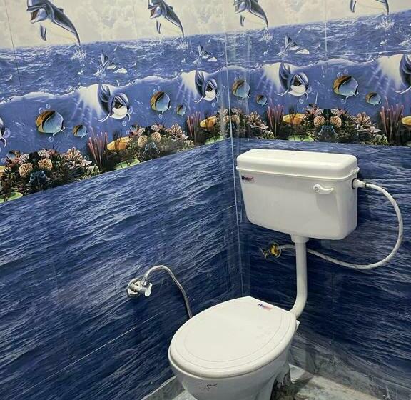 Трехместный Номер Классика, Oyo 90574  Raj Palace