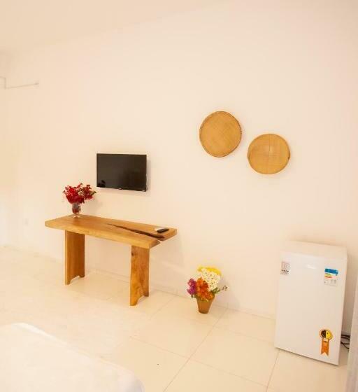 プールの見えるスタンダードトリプルルーム, Pousada Lirio Trancoso