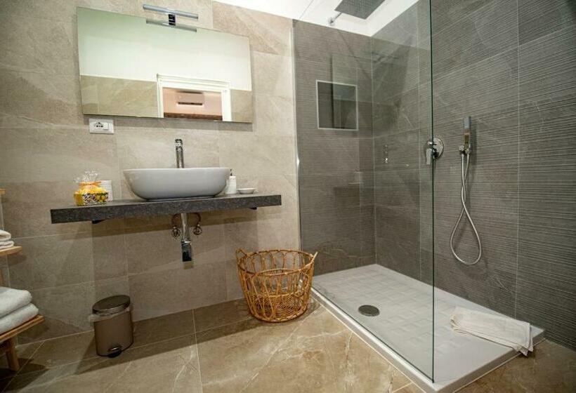 带大床的豪华间, Villa Barone