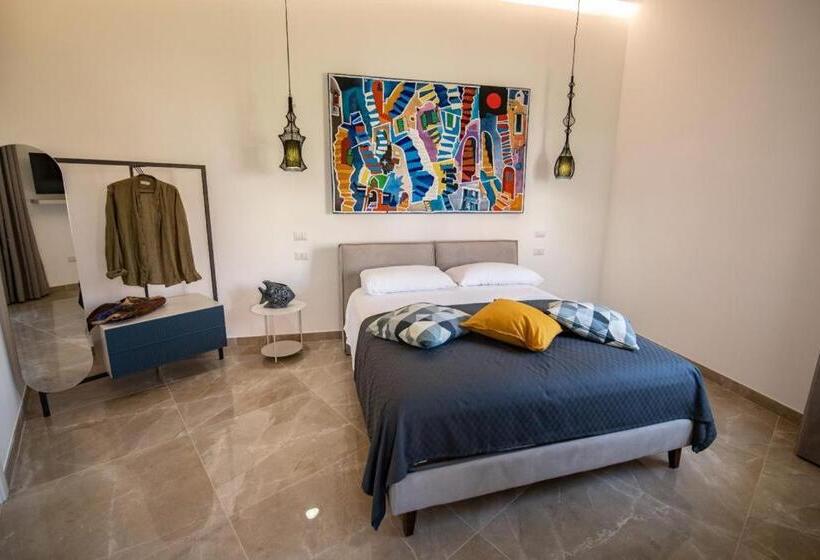 标准三人间, Villa Barone