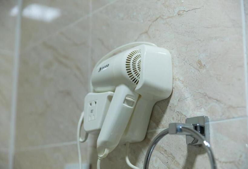 חדר סטנדרט לשלושה, Shahzoda Grand Hotel   Best Hotel Award Winner