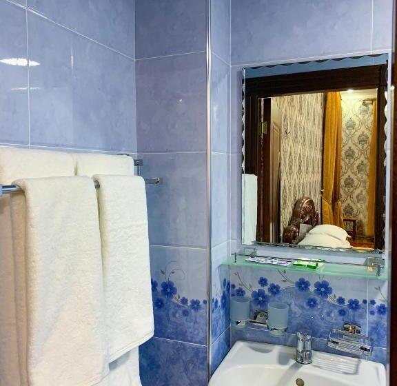 Sviitti, Safar Guest House