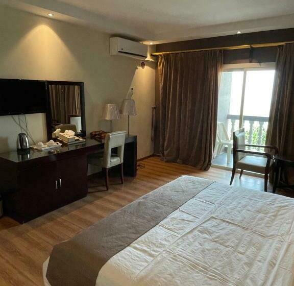 غرفة قياسية سرير كينج, Green View