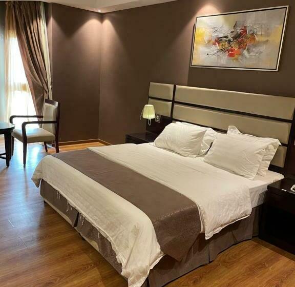 غرفة قياسية سرير كينج, Green View