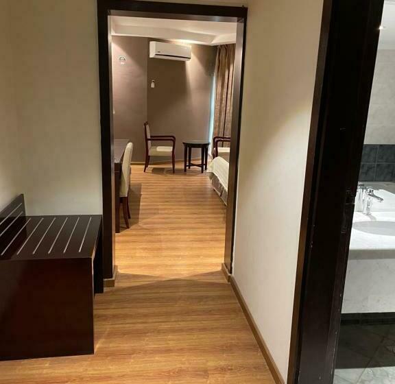 غرفة قياسية سرير كينج, Green View