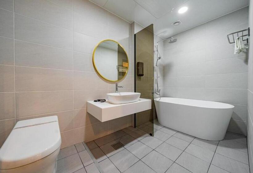 豪华房间, Hiveinn