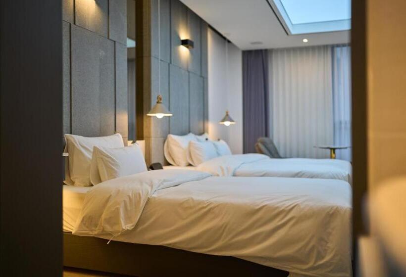 高级大房间, Hiveinn