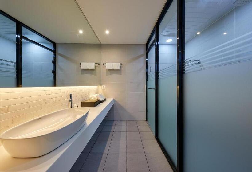 高级大房间, Hiveinn