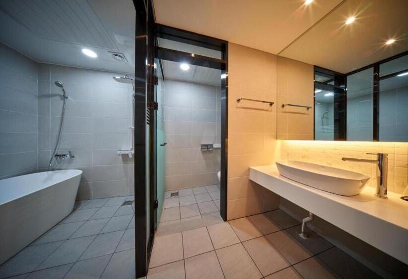 Family Suite, Hiveinn