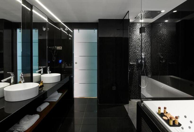 سوییت لوکس, Mypalace León