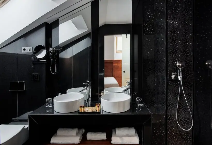 Habitació Superior, Mypalace León