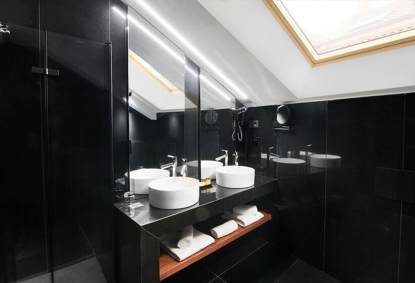 اتاق سوپریور, Mypalace León