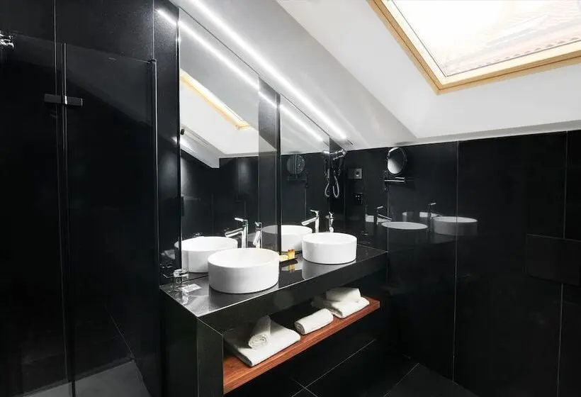 Habitació Superior, Mypalace León