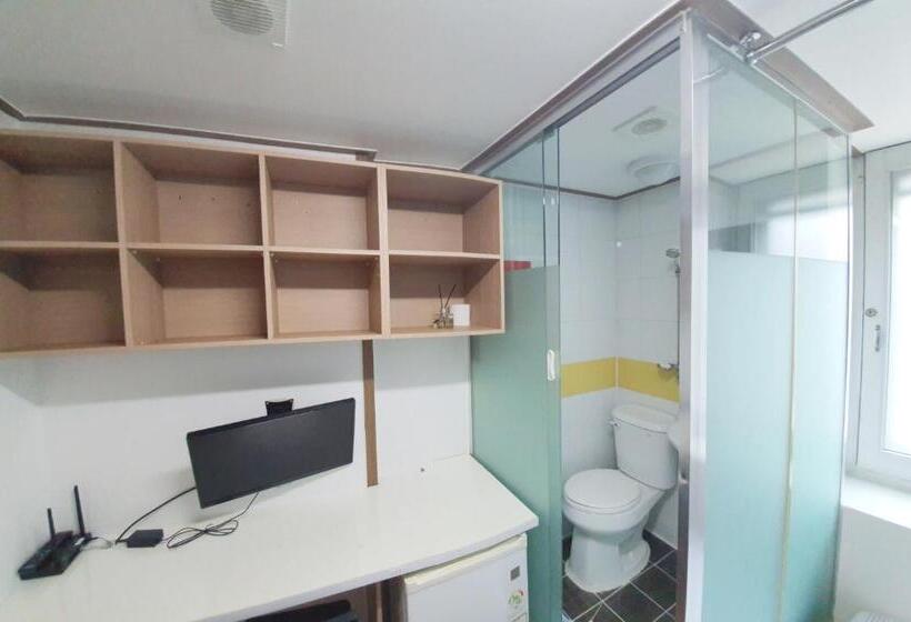 スタンダードシングルルーム, Irich House