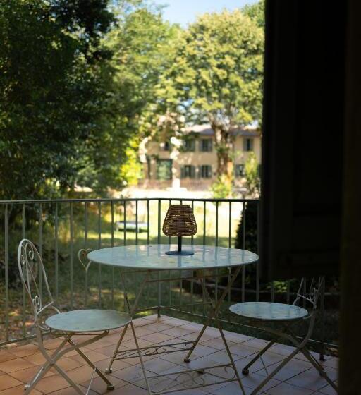 带阳台的豪华间, Montrieux Le Hameau