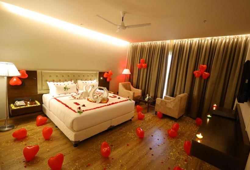 Suite River View, The Aurum Subrahmanya