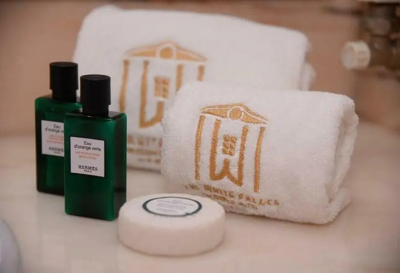 プールビュースイート, The White Palace Rabat