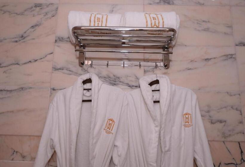 غرفة قياسية مطلّة علي الحديقة, The White Palace Rabat