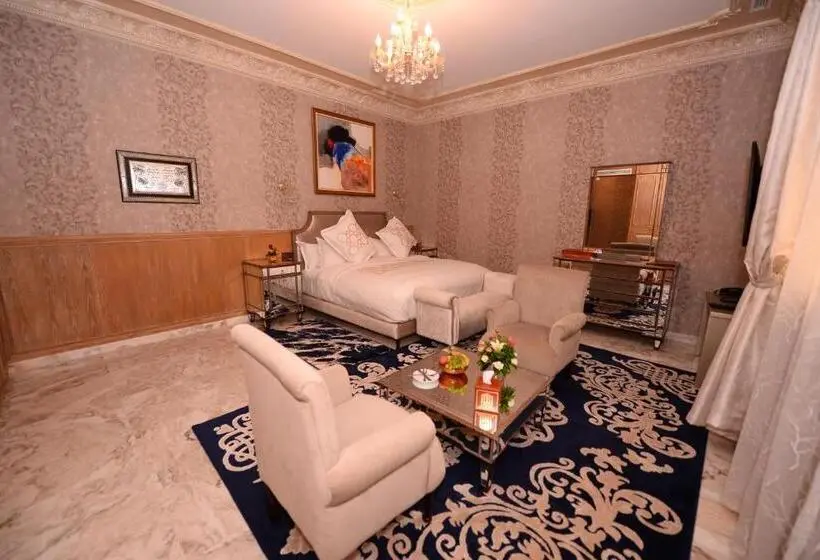 ガーデンビュースイート, The White Palace Rabat