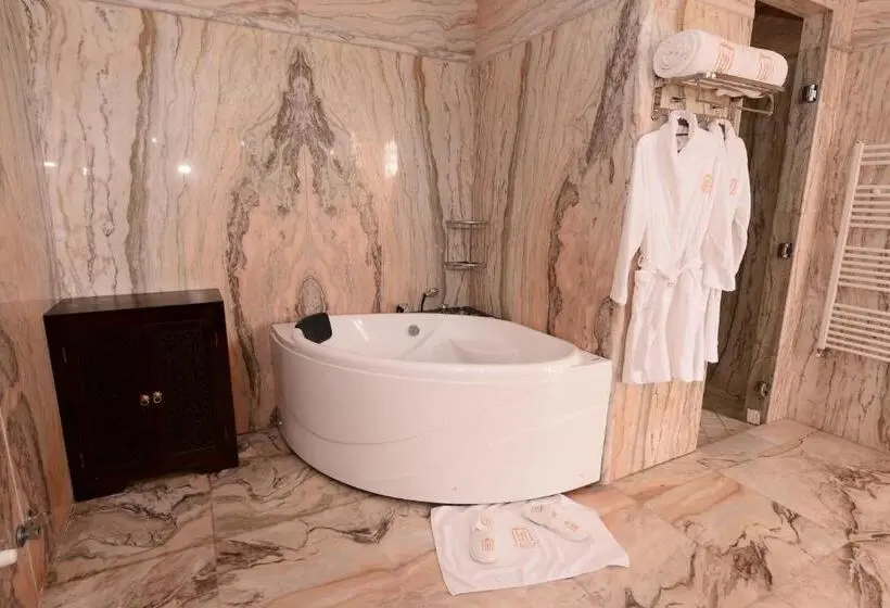 プレジデントスイートルーム, The White Palace Rabat