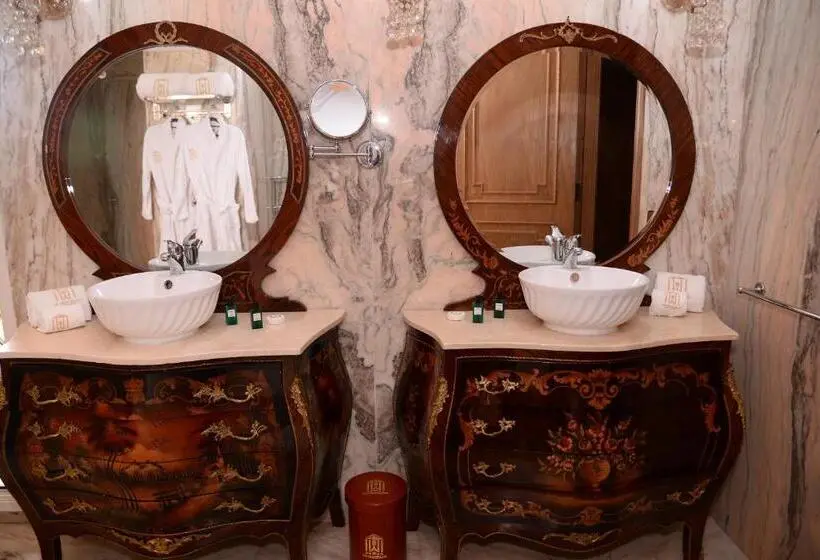 プレジデントスイートルーム, The White Palace Rabat