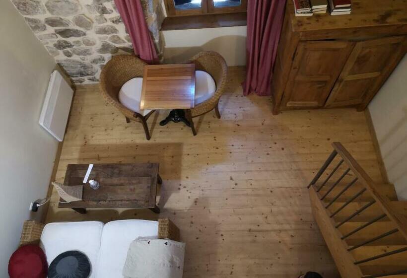 Номер Стандарт, Chambres Auberge De Thorrenc