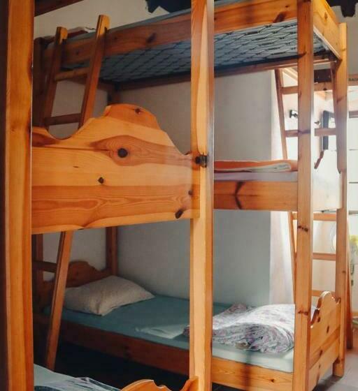 ルームシェアのワンベッド, Rifugio Baita Fos Ce