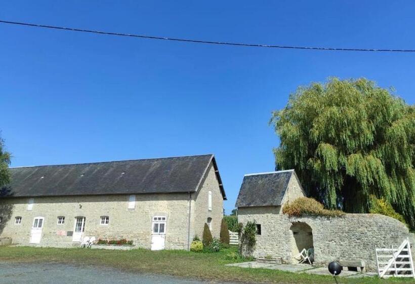 Номер Стандарт, Ferme Fortifiée D Enguenard