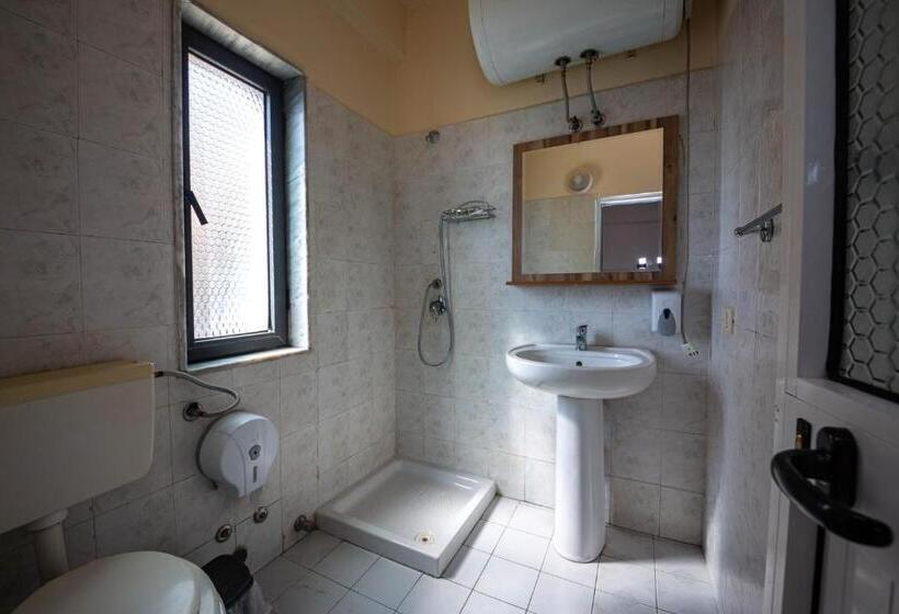 Triple Room Sea View, Galante