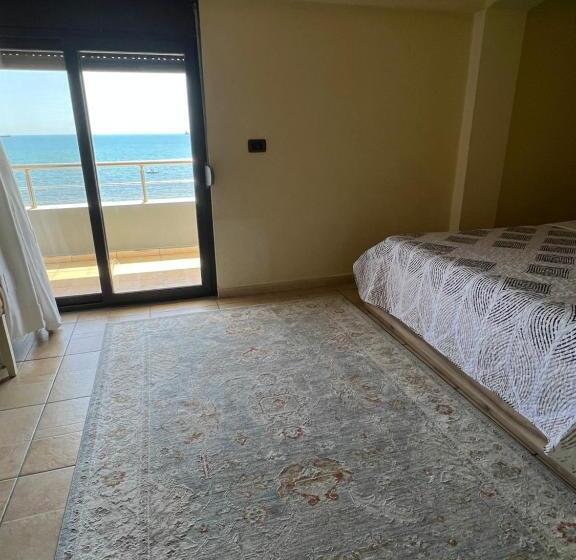 Triple Room Sea View, Galante