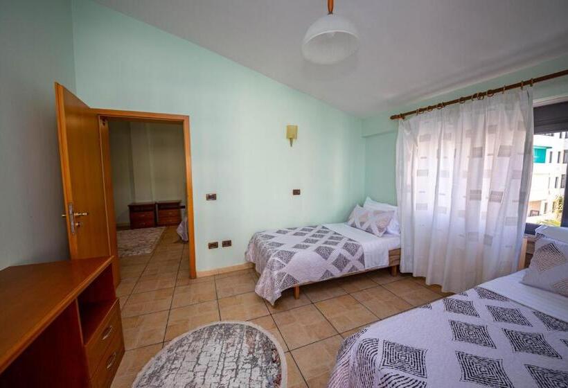 סוויטה משפחתית, Galante