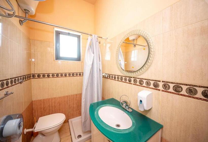 סוויטה משפחתית, Galante