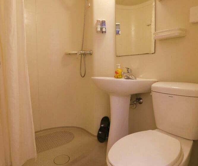 스탠다드 룸, Sicily Hotel   Beijing Railway Station Temple Of Heaven Dongmen Subway Station